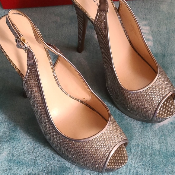 COPY - Silver Heels - Picture 3 of 6
